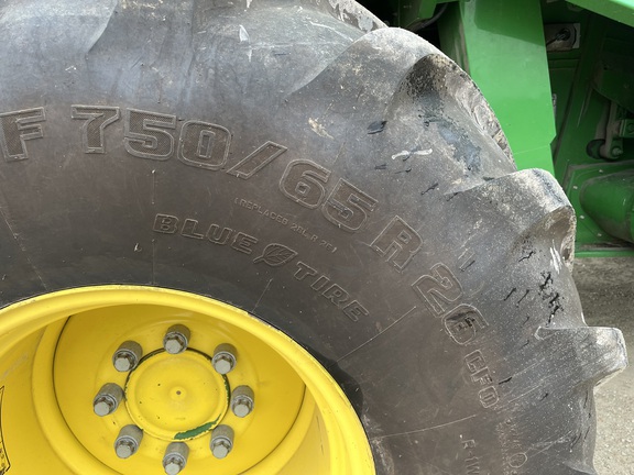 2017 John Deere S690 - Photo16