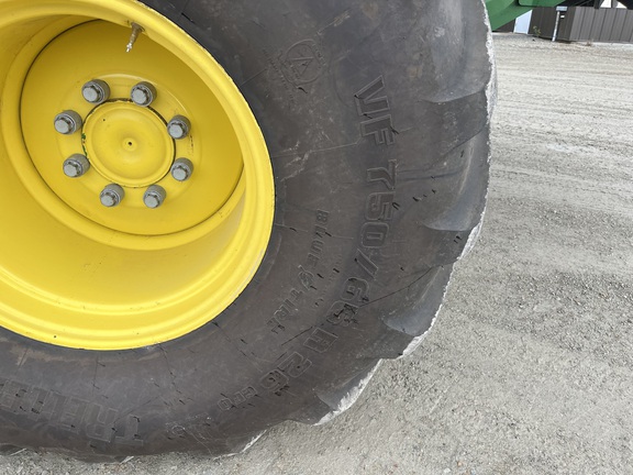 2017 John Deere S690 - Photo19