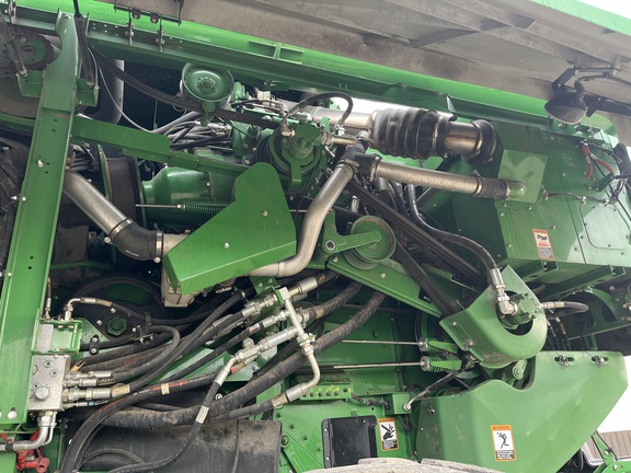 2017 John Deere S690 - Photo23