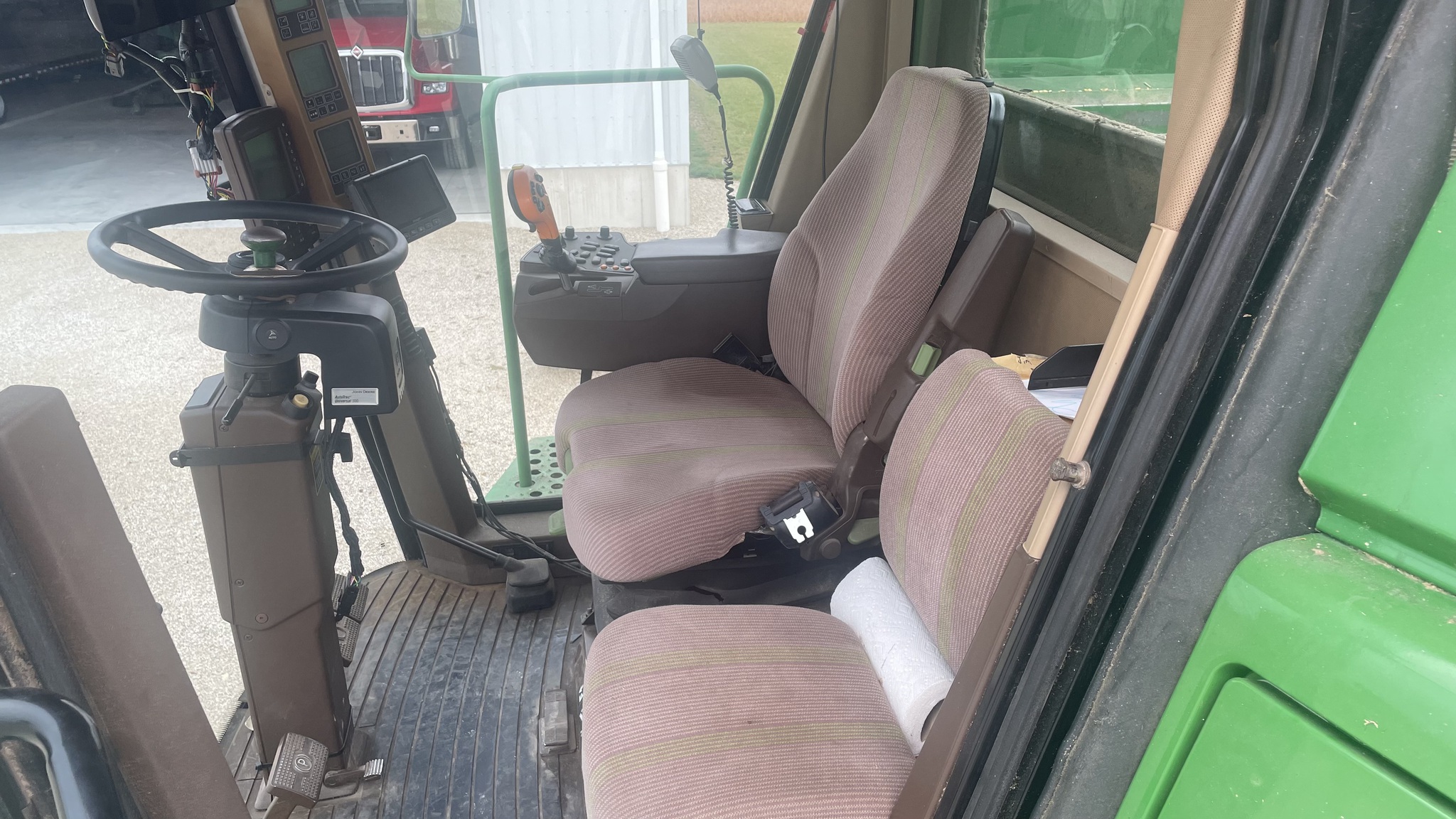 2002 John Deere 9650 STS Image 25