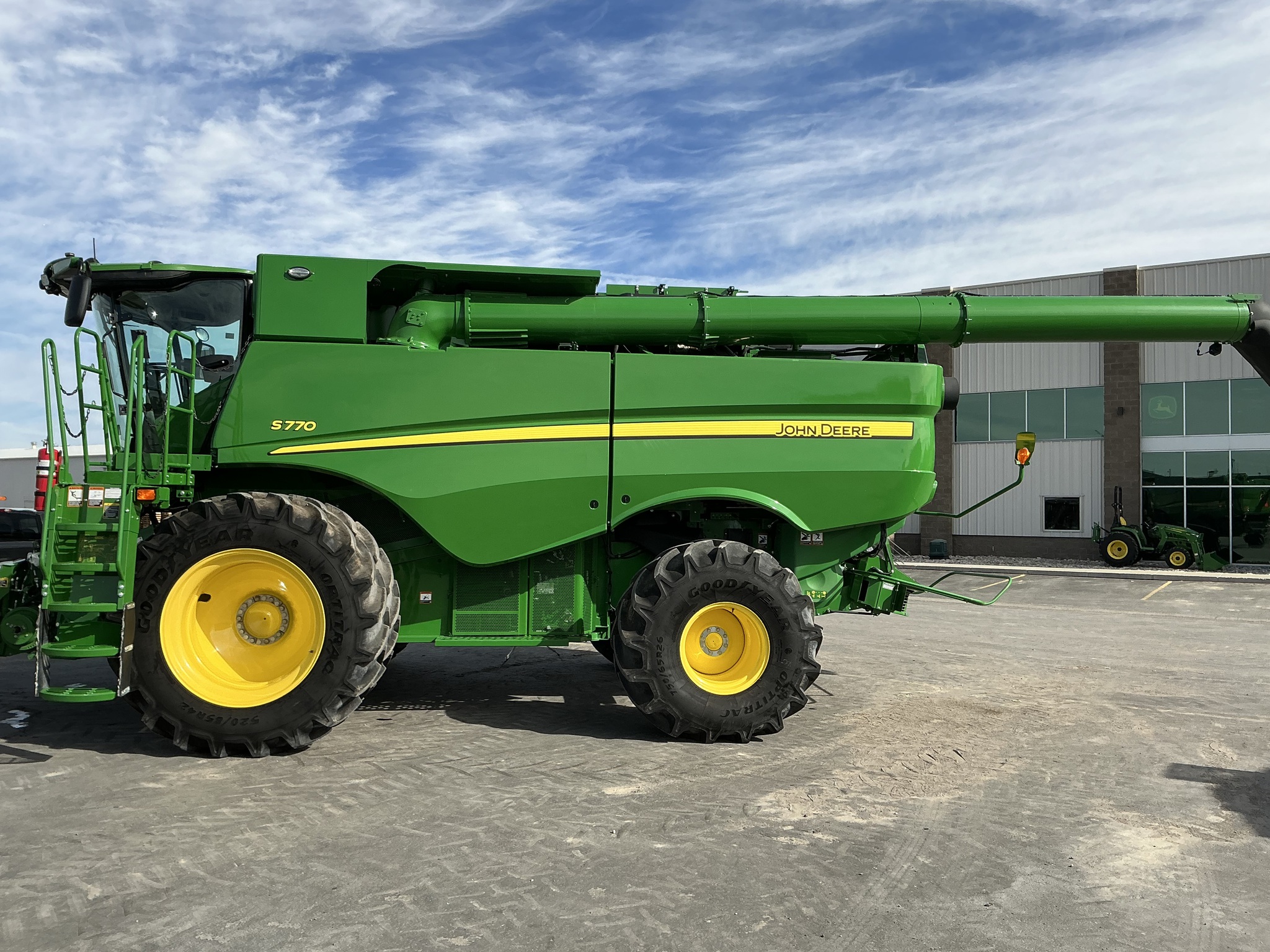 2024 John Deere S770 Image 2