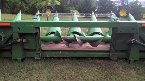 2010 John Deere 608C