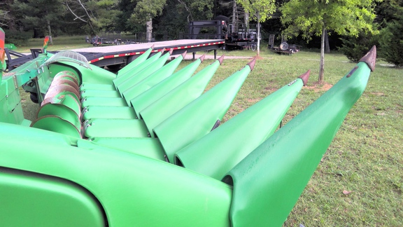 2010 John Deere 608C