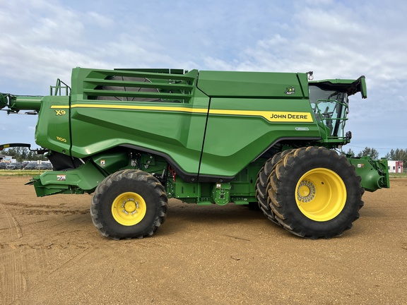Used 2022 John Deere X9 1100 Combines at Horizon Ag & Turf in High Prairie, AB - Photo3