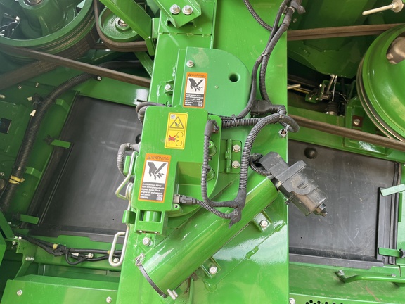 Used 2022 John Deere X9 1100 Combines at Horizon Ag & Turf in High Prairie, AB - Photo12