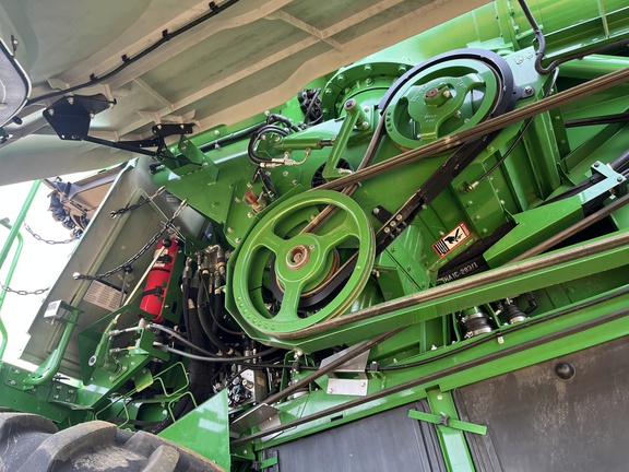 Used 2022 John Deere X9 1100 Combines at Horizon Ag & Turf in High Prairie, AB - Photo22