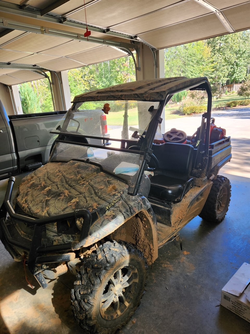 2017 John Deere XUV 590i Image 1