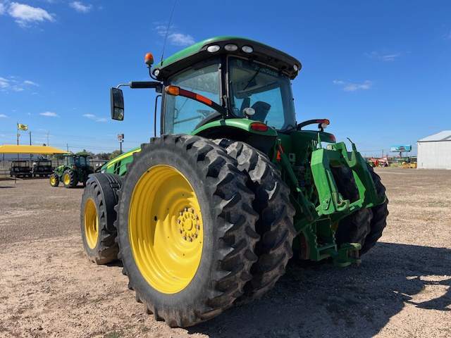 2018 John Deere 8320R Image 6