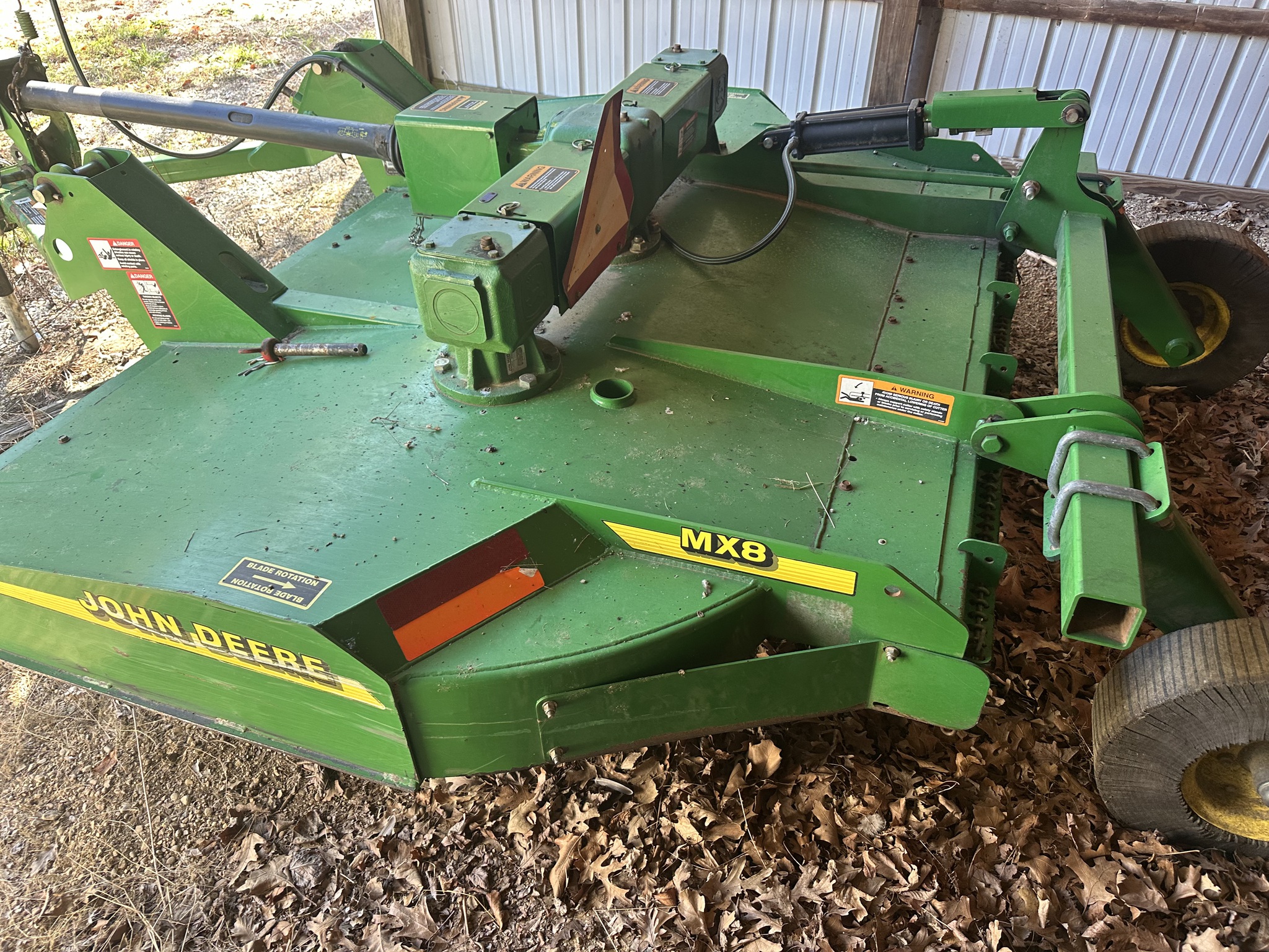 2008 John Deere MX8 Image 3