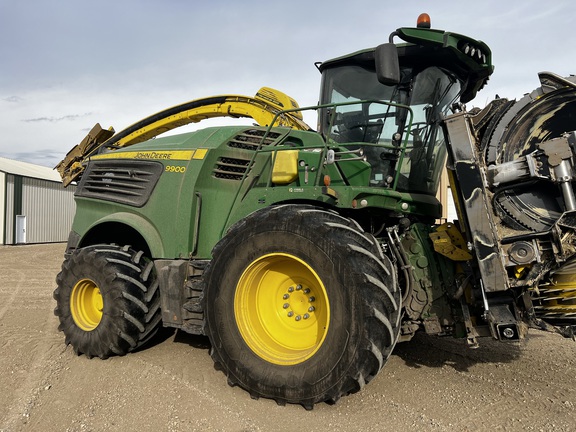  John Deere 9900