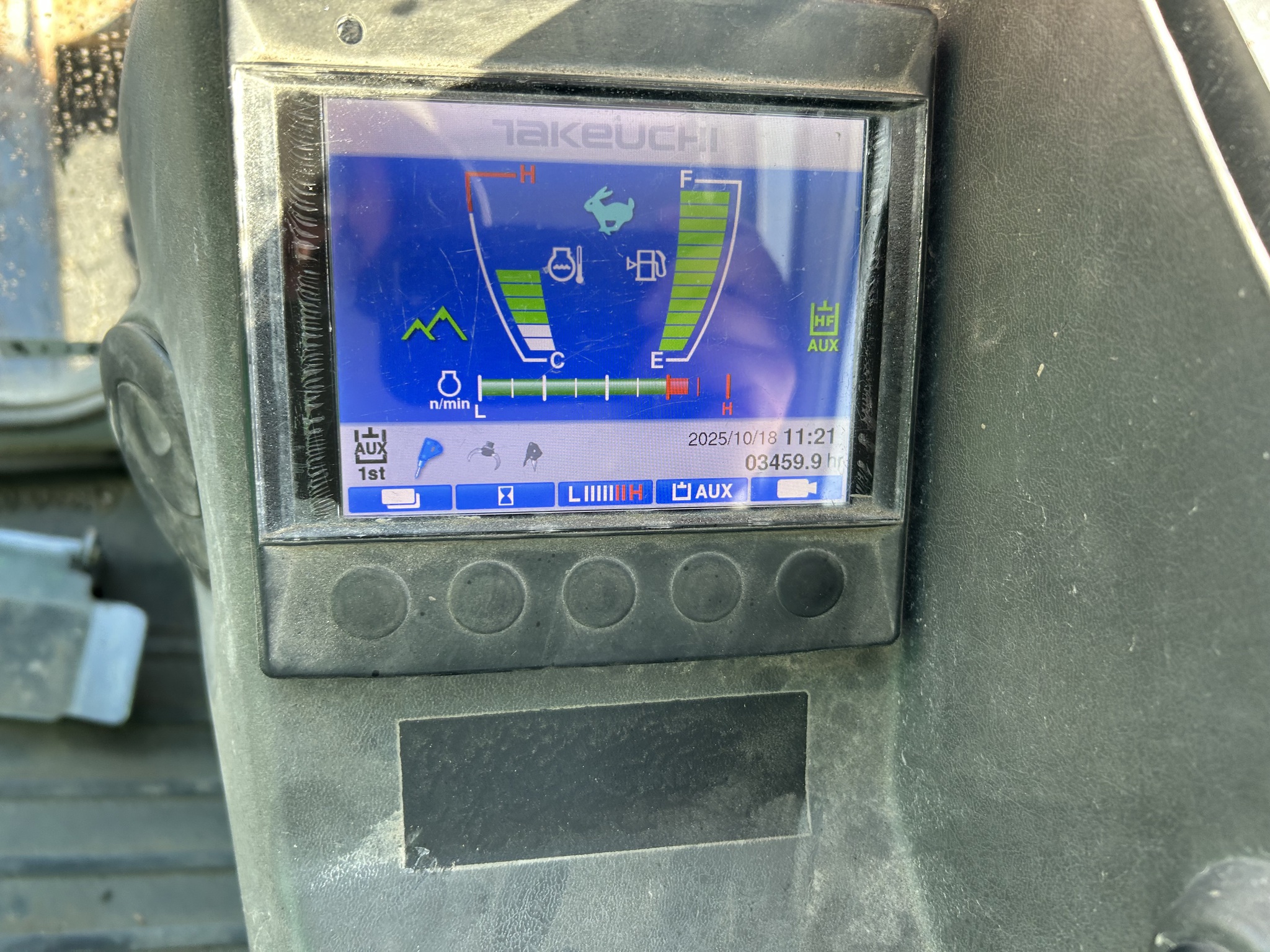 2017 Takeuchi TB290 Image 16