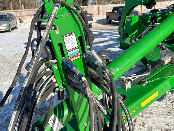 2022 John-Deere 2660VT