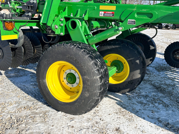 2022 John-Deere 2660VT