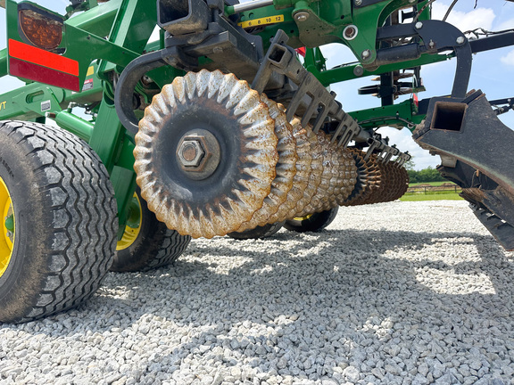 2022 John-Deere 2660VT