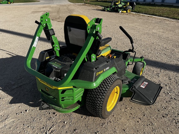 2025 John Deere Z530R - Photo3
