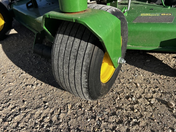 2025 John Deere Z530R - Photo9