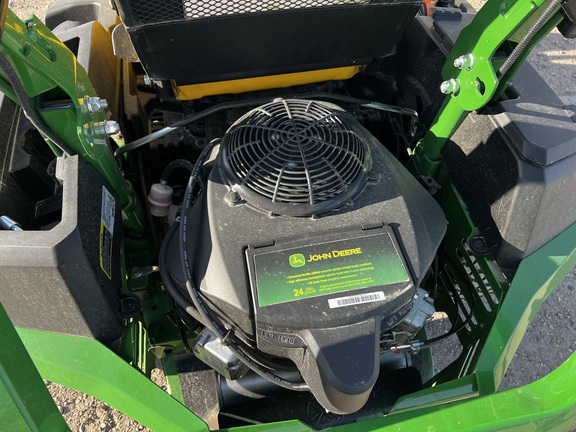 2025 John Deere Z530R - Photo14