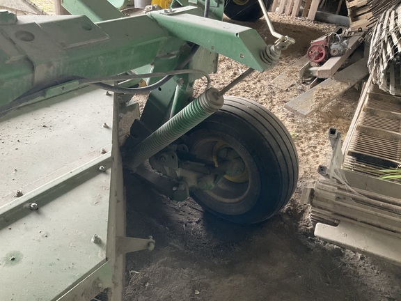 Photo of 2012 John Deere 946