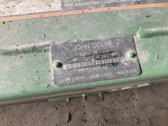 Photo of 2012 John Deere 946