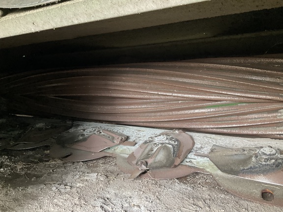 Photo of 2012 John Deere 946