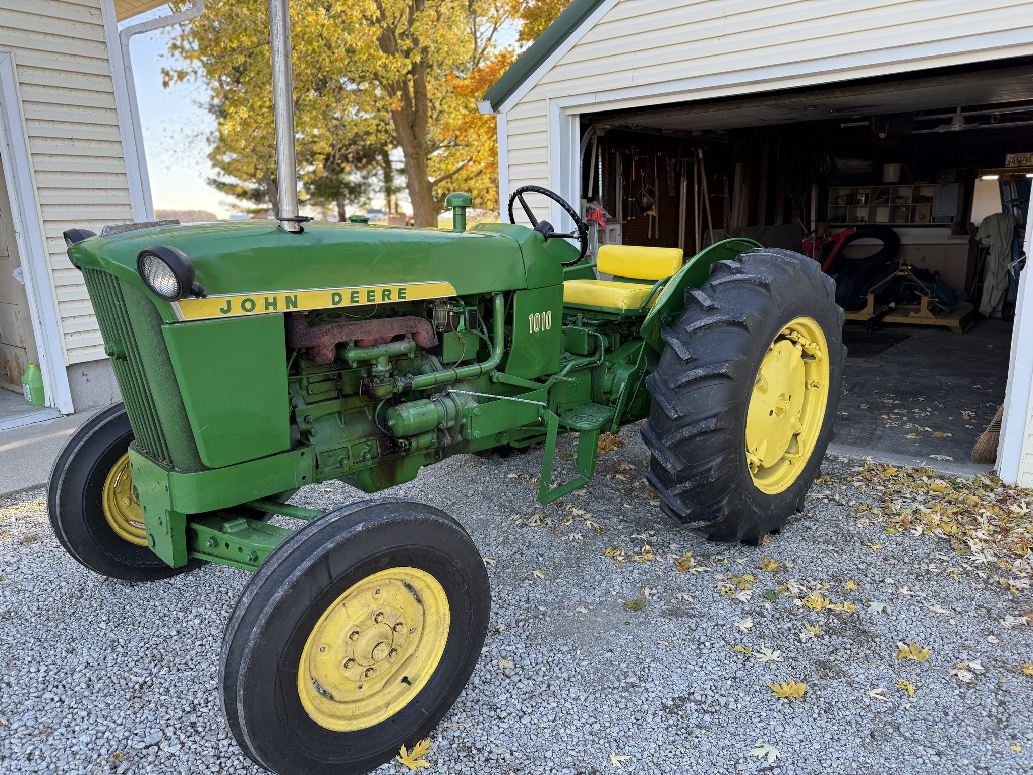 1963 John Deere 1010 Image 1