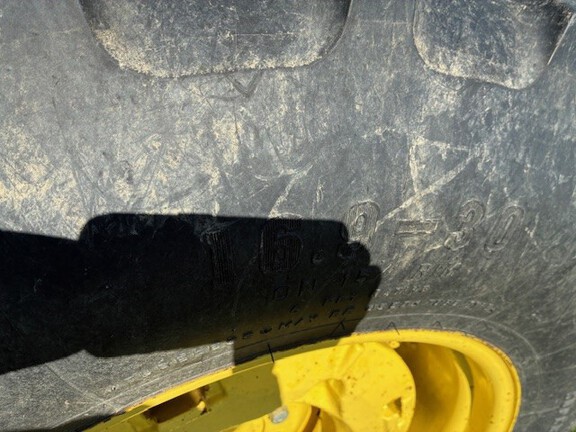 Used 1990 John Deere 2555 Utility Tractors at Koenig Equipment in Greensburg, IN - Photo13