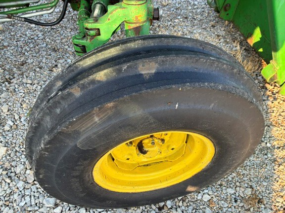 Used 1990 John Deere 2555 Utility Tractors at Koenig Equipment in Greensburg, IN - Photo6