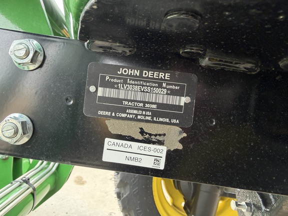 2025 John Deere 3038E - Photo24