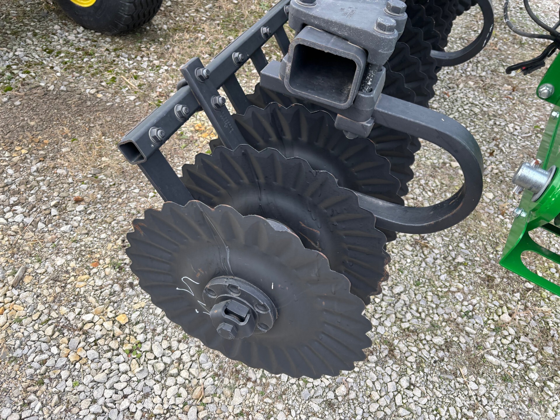 2022 John Deere 2660VT Image 4