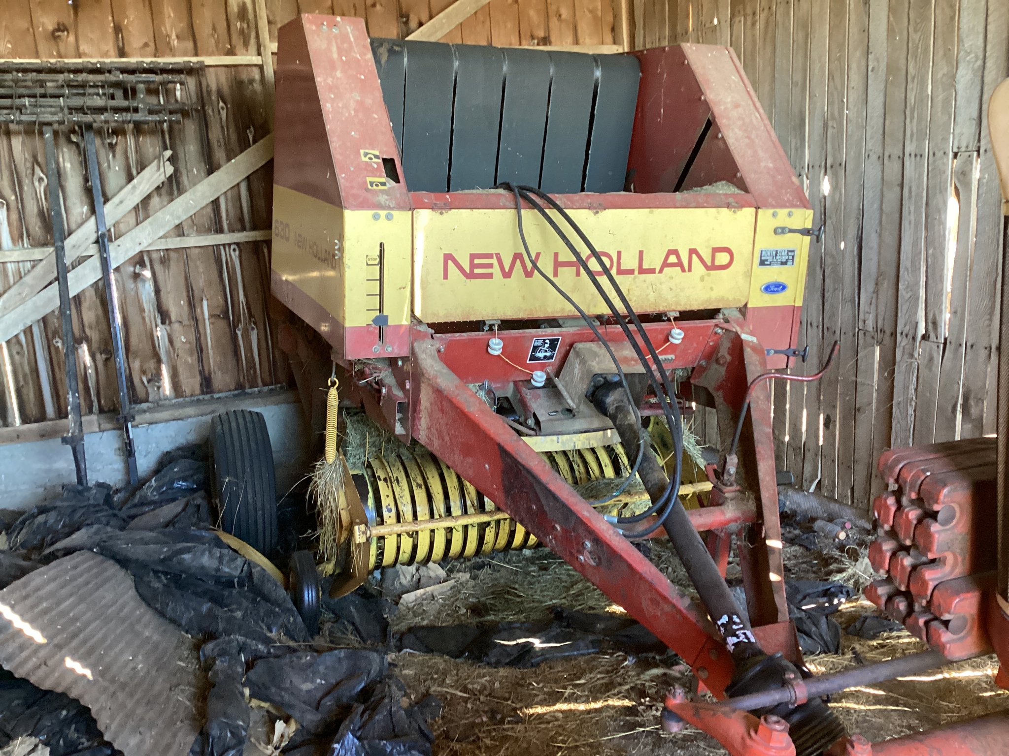 1992 New Holland 630 Image 1