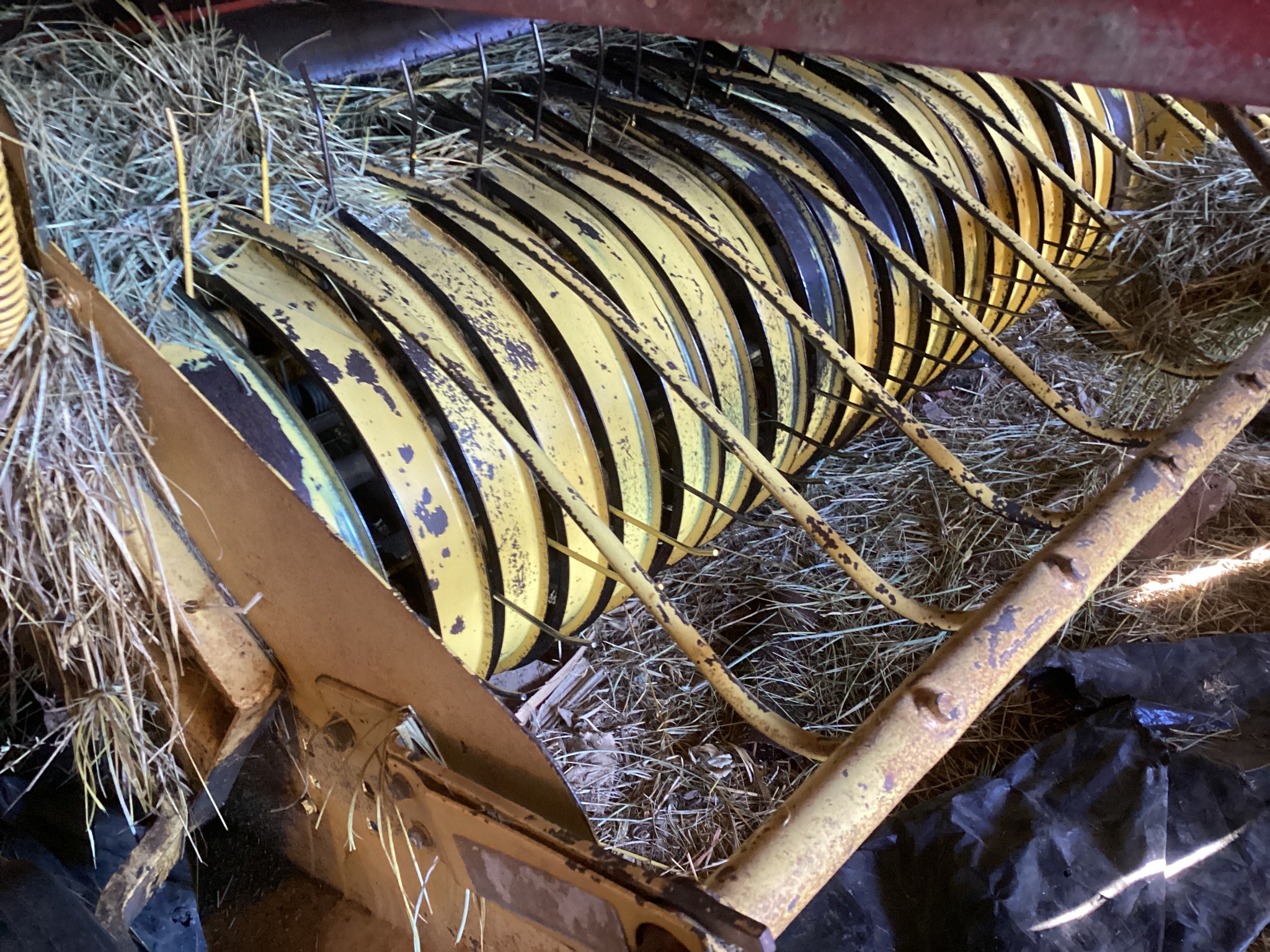 1992 New Holland 630 Image 3