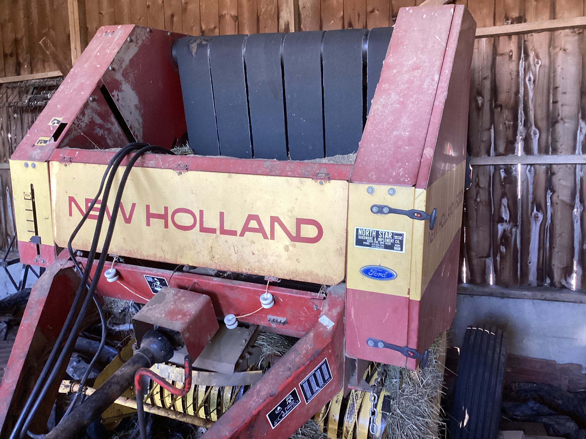 1992 New Holland 630 Image 6