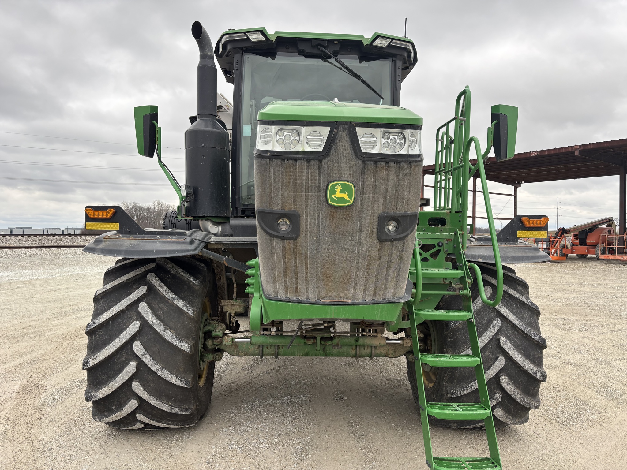Used 2023 John Deere 800R Self Propelled Applicators at Koenig Equipment in Greenfield, IN - PhotoXL6