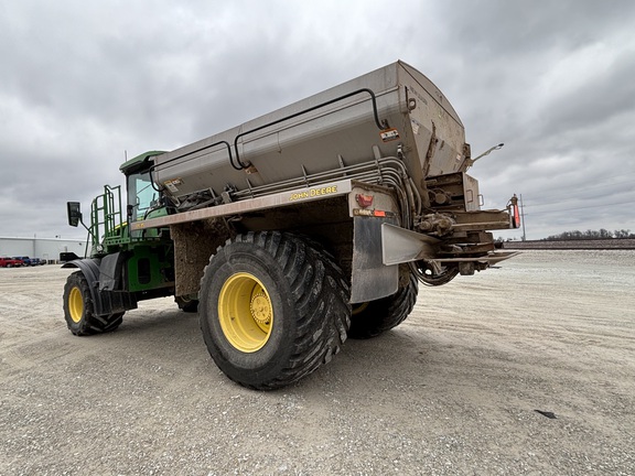 Used 2023 John Deere 800R Self Propelled Applicators at Koenig Equipment in Greenfield, IN - Photo2