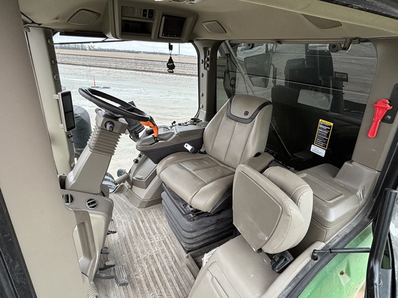 Used 2023 John Deere 800R Self Propelled Applicators at Koenig Equipment in Greenfield, IN - Photo7