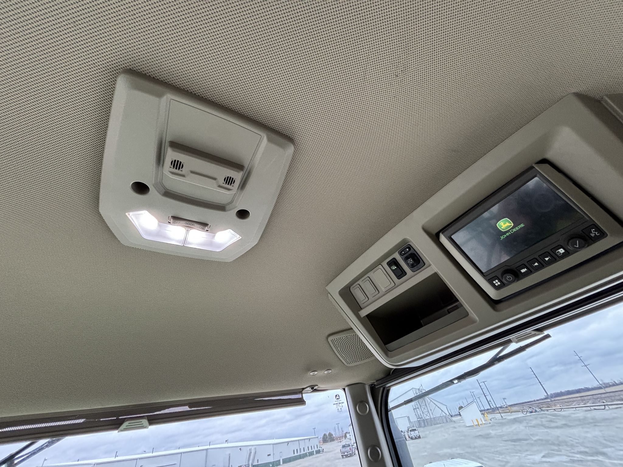 Used 2023 John Deere 800R Self Propelled Applicators at Koenig Equipment in Greenfield, IN - PhotoXL8