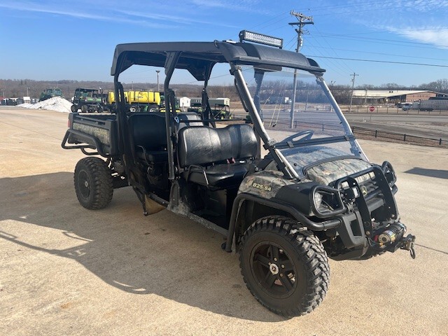  2015 John Deere XUV 825I S4 at Heritage Tractor in West Plains, MO