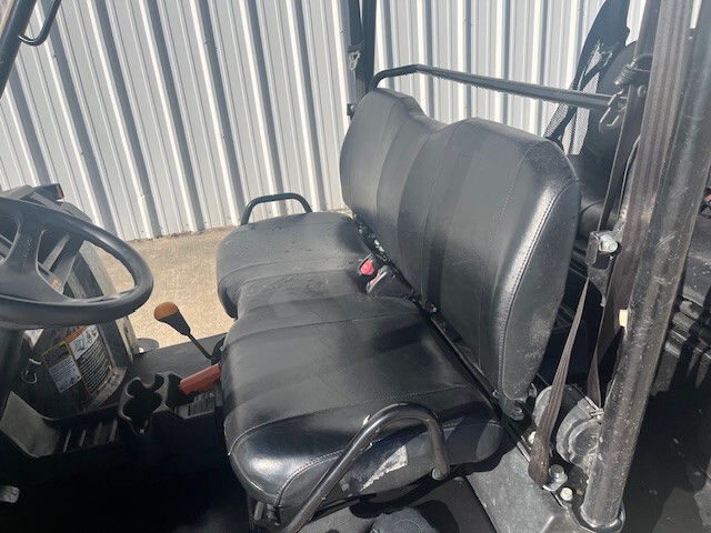 2015 John Deere XUV 825I S4 at Heritage Tractor in West Plains, MO