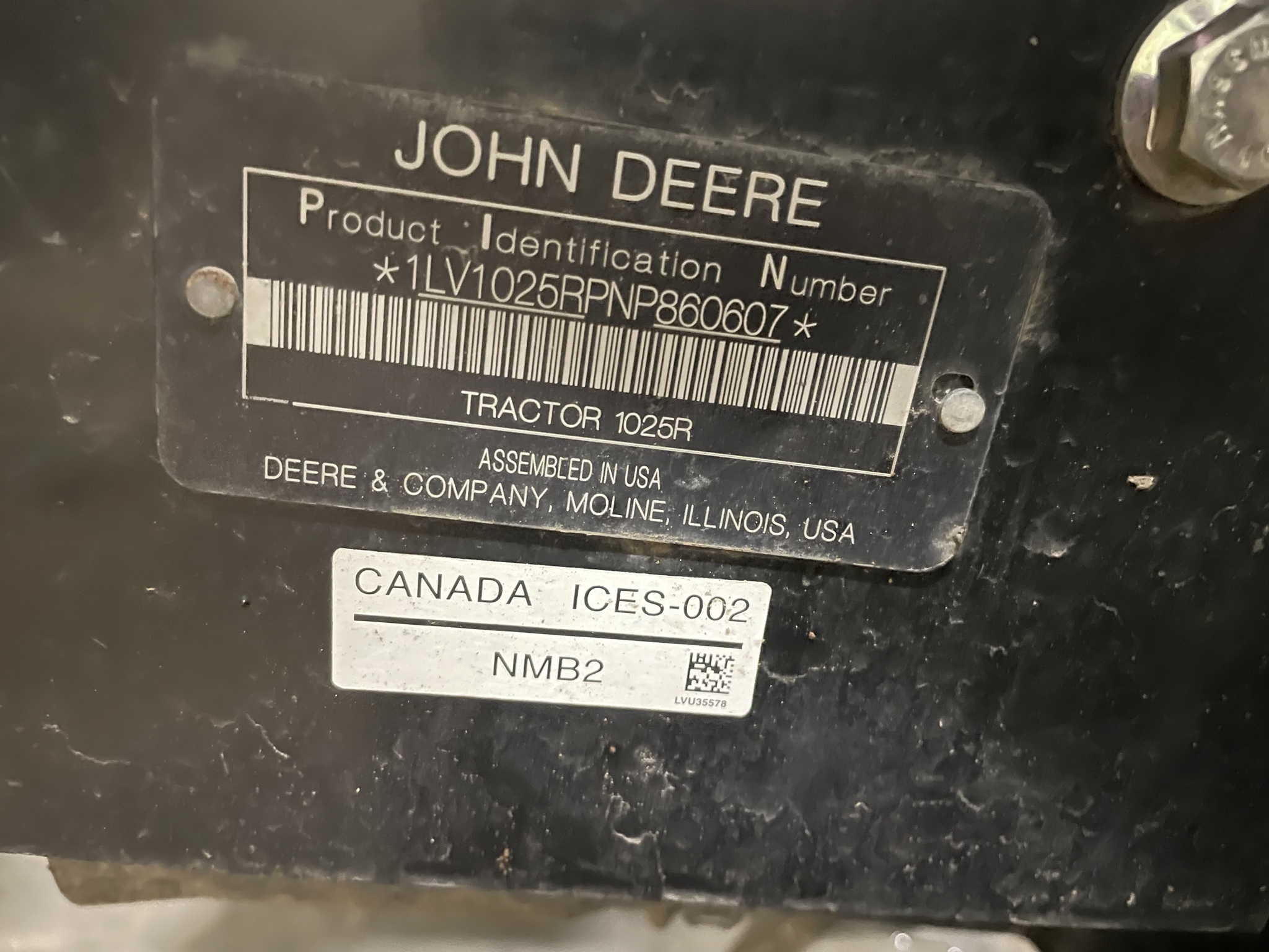 2023 John Deere 1025R Image 4