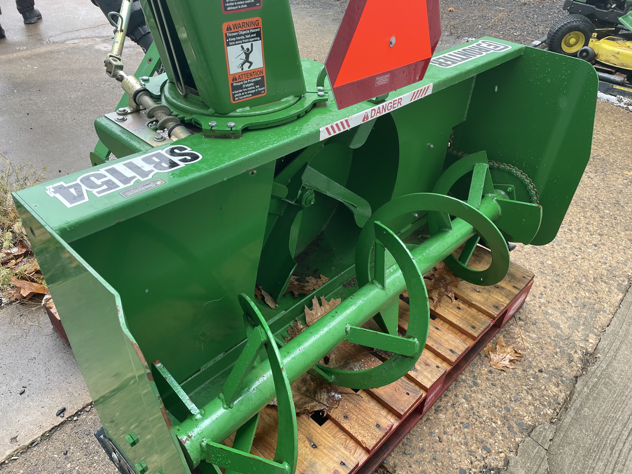 2023 John Deere 1025R Image 17