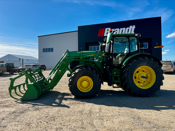 2025 John Deere 6R 250