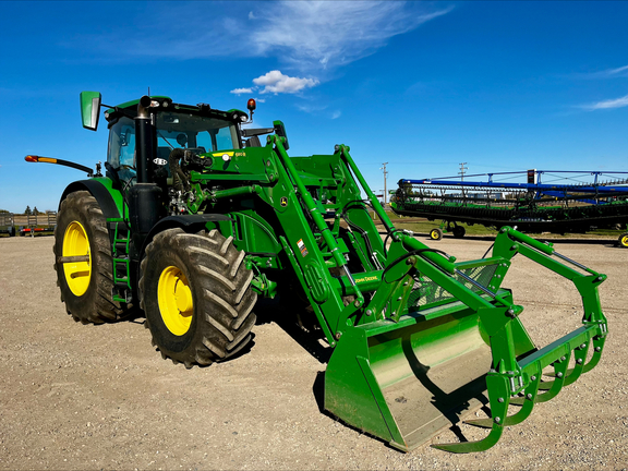2025 John Deere 6R 250