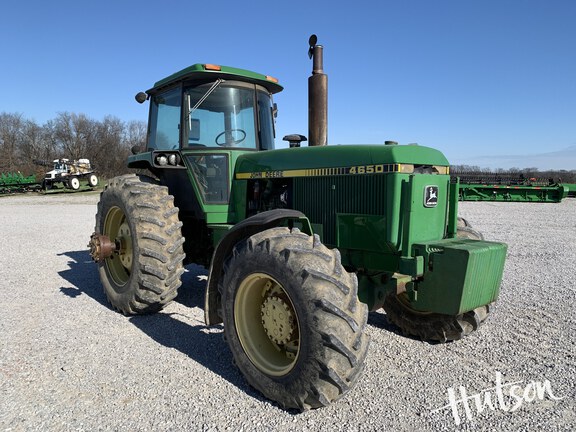 Photo of 1983 John Deere 4650