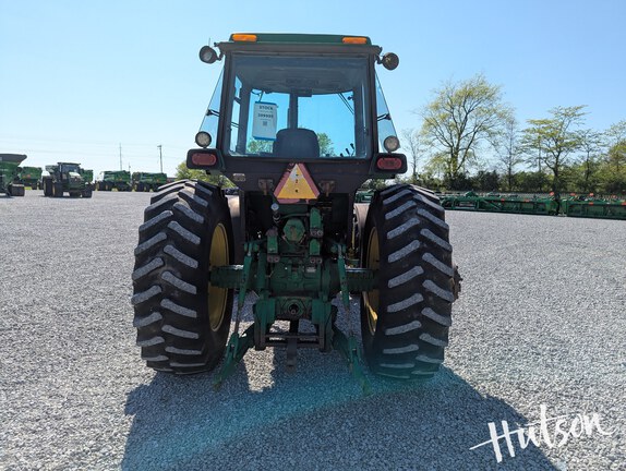 Photo of 1983 John Deere 4650