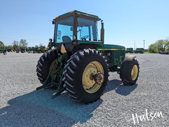Photo of 1983 John Deere 4650
