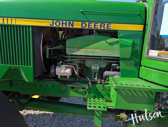 Photo of 1983 John Deere 4650