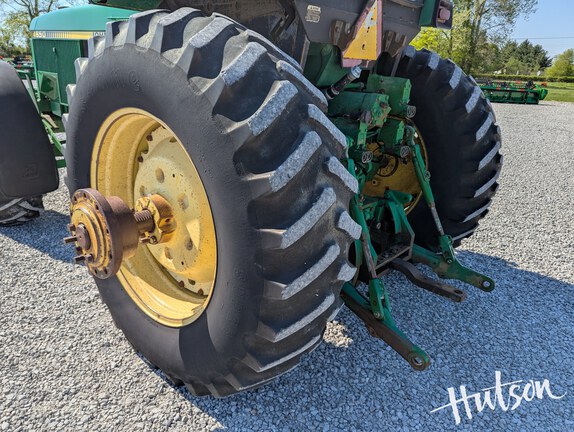 Photo of 1983 John Deere 4650