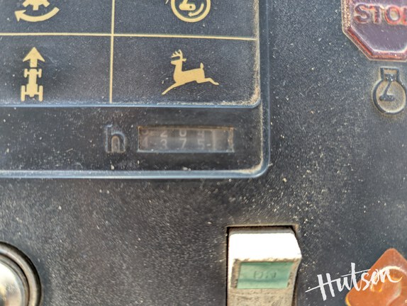 Photo of 1983 John Deere 4650