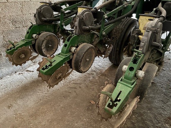 Photo of 2010 John Deere 1790