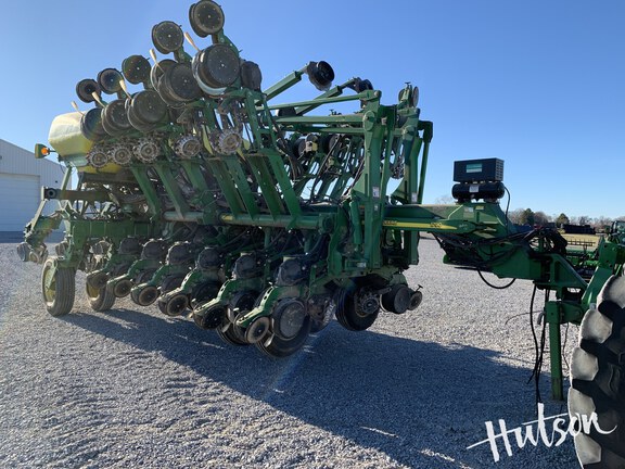 Photo of 2010 John Deere 1790